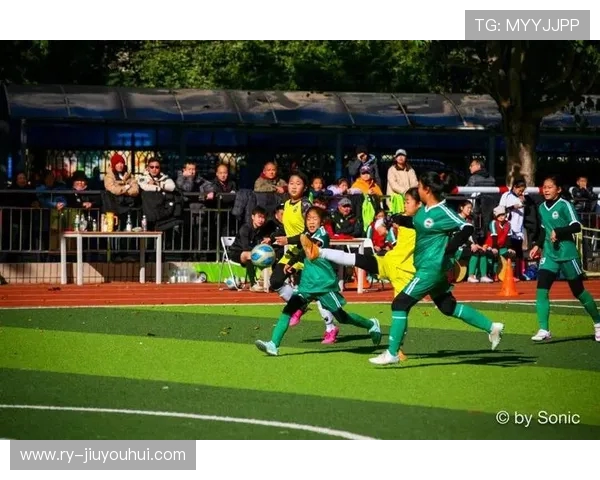 海曙足球区赛火热开幕 激烈角逐展现青春风采和竞技激情